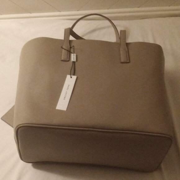 Marc Jacobs Tote - Sandstone - Picture 6 of 10